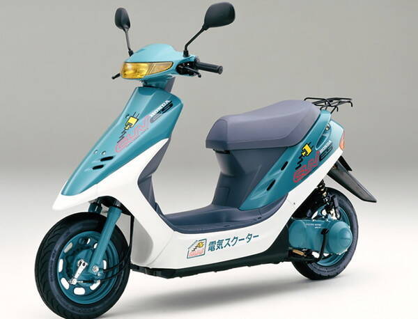 「おばけ排気量」「おばけ価格」売る気あったの!? ホンダ「幻のバイク4選」 ちょっとだけ販売されたヤツも