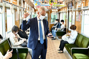 「ハンキューベリーマッチ」鉄道大好きアメリカ大使 阪急電車にご満悦 気に入ったポイントは