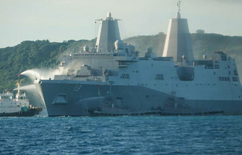 米海軍揚陸艦、沖縄での火災原因は「タバコか電子タバコ」だった可能性大!? 大規模な火災に発展した理由は？