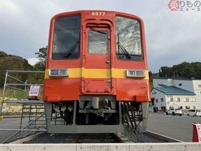 標高855m！ なぜ東京の通勤電車が山形に？ ロープウェイ駅で見た“ありえない光景”実現の経緯