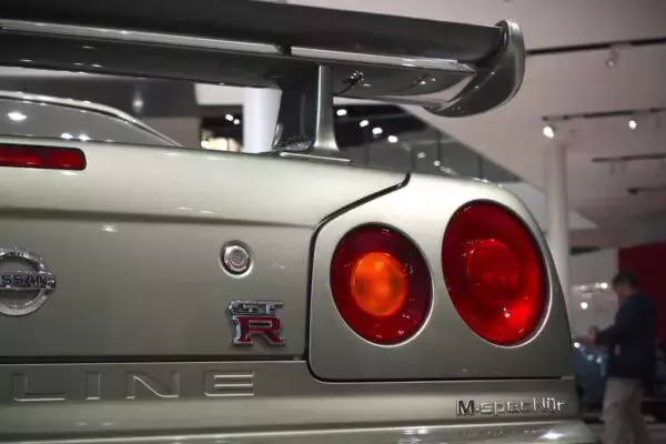 「スカイラインGT-R」だったよね？ さらば日産「GT-R」 別々の車種に“ならざるを得なかった”ワケ