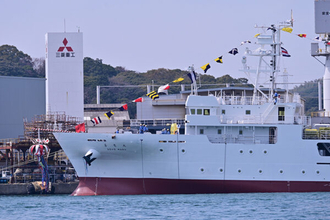 「100年続く海洋調査船」33年ぶりの新型がついに進水！ サバ・イワシから不法投棄の放射能まで調べ尽くす！