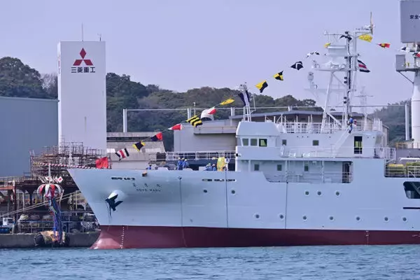 「100年続く海洋調査船」33年ぶりの新型がついに進水！ サバ・イワシから不法投棄の放射能まで調べ尽くす！
