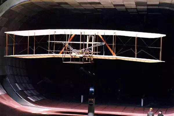 「ブルーインパルス」のルーツはライト兄弟が作った!?「歴史上の偉人」が生んだ知られざる「初めて」（後編）