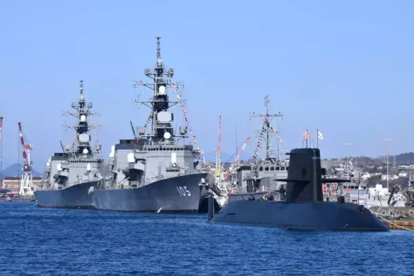 「僚艦が火事でも爆速で逃げてイイ艦とは!? 現役自衛官に聞いた海自のガチすぎる「防火訓練」のリアル」の画像