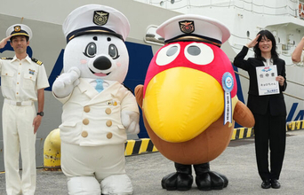 キョロちゃんが海上保安官!? 森永製菓との異色タッグ！ 実は“意外と知られていない”基本情報の啓発が目的