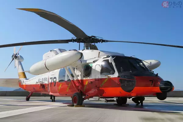 海自ヘリ救難飛行隊「第224飛行隊」解隊 赤白のUH-60J残るは鹿児島と小笠原