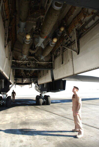 B-1Bは「戦略爆撃機」じゃない!? 米露関係の悪化で「核搭載能力」を再付与する動きが浮上したワケ