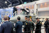 「非公開: 「これが次の戦闘機か～」展示会で長蛇の列！ アメリカ製は閑古鳥 ただ「その次」はライバル多数!? まだまだ変わるタイの戦闘機」の画像1