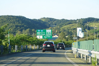 空前絶後の個性派「石油が混ざった温泉」を体験！ “日本最北の自動車道”で“日本最北の温泉郷”へ タオル注意!?
