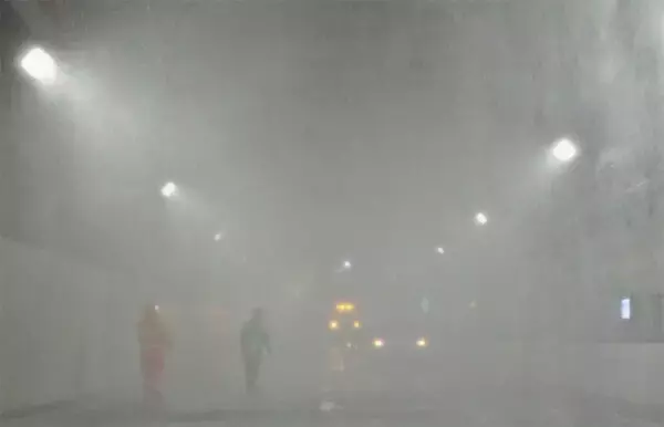 トンネルが“大雨”に!! 首都高がスプリンクラー作動点検の映像を公開 車内からの映像も!?