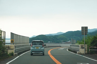 「おお、すごい絶景！ でも高速が開通したら見なくなるかな…？」熊本－鹿児島「142kmの海沿い無料道」建設いよいよ佳境