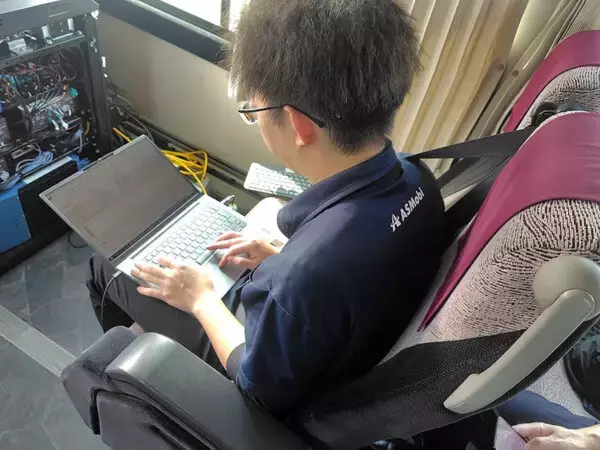 「ついに実現「高速バスの“自動運転”」に乗った！ 見えてきた未来 でも「こりゃ無人化は相当先だ」 実導入の課題は山積み」の画像