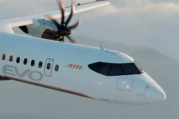 見た目同じでも全然違う？ ATR新型旅客機案「EVO」 CEOが語る“80年代デザイン踏襲”の狙い