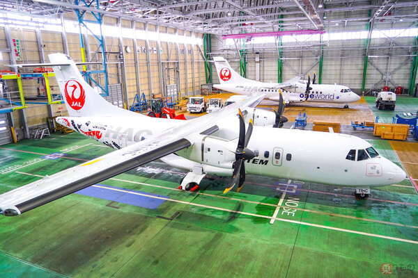 見た目同じでも全然違う？ ATR新型旅客機案「EVO」 CEOが語る“80年代デザイン踏襲”の狙い