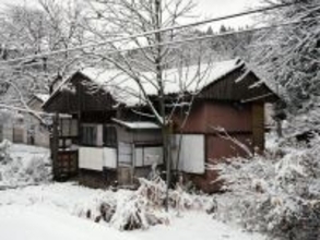 「ホントに令和!?」 築100年級ゴロゴロ 富山地鉄の「本気で古い」激シブ駅舎5選【立山線編】 訪れるなら今のうち？