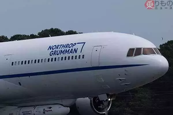 マジか！ “世界に1機だけ”の伝説3発機、まさかの現役！ 同機に託された「スゴい」ミッションの全貌