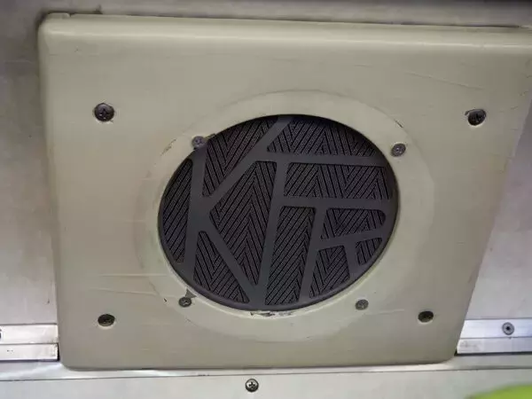 「ブルートレイン客車は「解体しない」 日本初「サウナ電車」設置で保存車両たちはどうなる？ 関係者に直撃 富士急」の画像