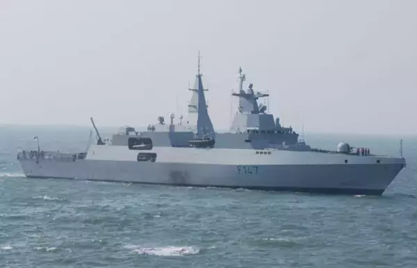 戦後ドイツ史上最大の戦闘艦「建造を中止します！」まさかの決定に至った背景とは？ 代替案は!?