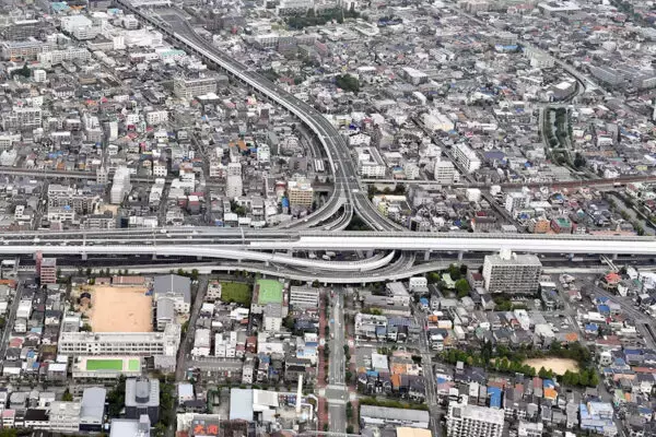 名神を“たった3km”延ばすと全て変わる!? 「名神湾岸連絡線」どこまで進んだ？ 阪高神戸線“最凶渋滞”の特効薬