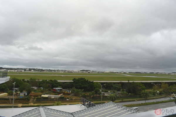 嘉手納基地「今日は航空機飛ばしません」なぜ？ 理由が生活感MAXだった件 普段は常に発着状態