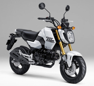 モンキー＆ダックス復活の立役者？ カブのエンジンを積んだ「タイからの刺客」世界ヒットのワケは