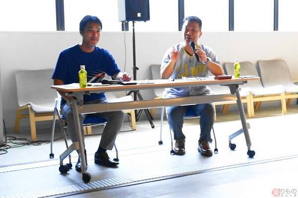 ラビューの「丸すぎる頭」大変じゃない？ ロマンスカーに肘掛けないのは？ 小田急と西武“中の人”対談