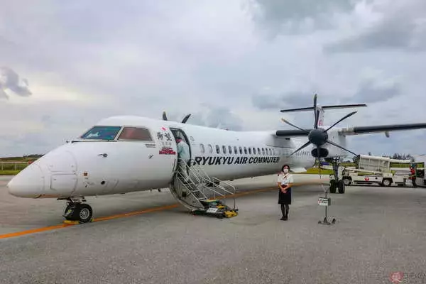 離陸→もう車輪下ろすの!? 「日本最短の航空路線」とは 飛行機も運航方法も超ユニーク！