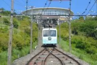 元西武のケーブルカーを「まるごと置き換え」へ!? 後継は「動く展望台」ゆっくり動く乗りものに 富士急が導入