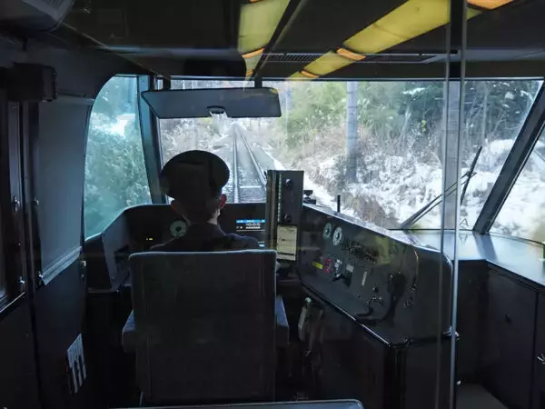 「「日本最長の昼行特急」10年ぶりに特別復活！ そこ停まる!? 名古屋飛ばす!? やけに揺れる!? 抱腹絶倒の7時間超！」の画像