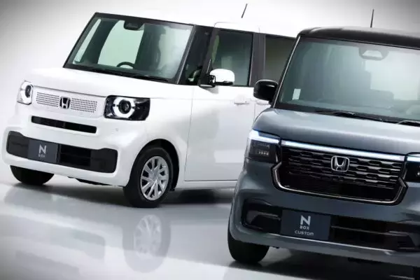 「軽にしては割高」だけど“5年連続・1番人気” ホンダ「N-BOX」累計300万台突破 強さの秘密は何なのか？