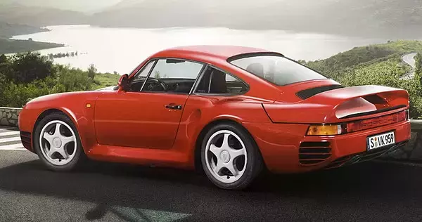 「レースゲームへの「実車参入」が本格化なぜ！ 裏には自動車メーカーの「販売戦略」あり “巨大な広告塔”になるか」の画像