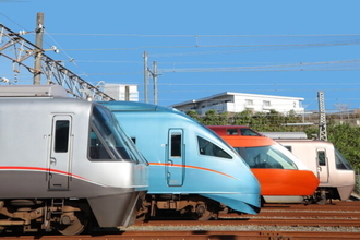 現役4種類のロマンスカー車両が9月に大集結！ 海老名の車両基地で鉄道ファン向け早朝撮影会が開催