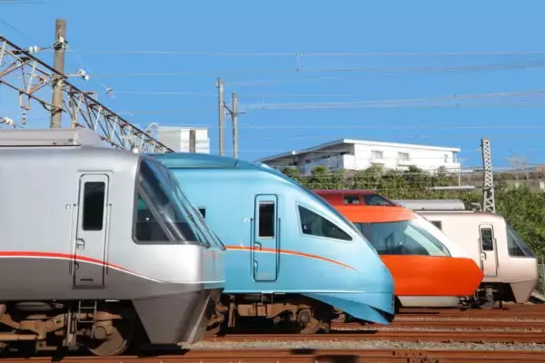 現役4種類のロマンスカー車両が9月に大集結！ 海老名の車両基地で鉄道ファン向け早朝撮影会が開催