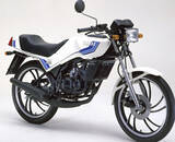 「「一部マニアにしか良さがわからない」なんであんなに流行ったの…？ 角目＆カクカクなバイクが生まれた“時代” 「実車版LEGO」まで」の画像2