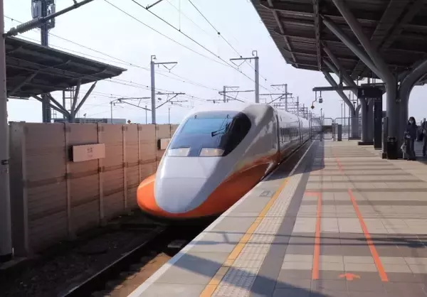 台湾の新幹線「台湾高速鉄道」が開業 日本の700系電車がベースに -2007.1.5