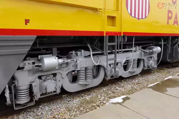 「ディーゼル機関車？弱すぎる 世界最強「ガスタービン機関車」が短命だった理由 パワーはバケモノ級」の画像