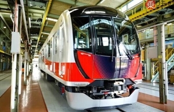特急並み!? 進化したライナー型車両の「最新シート」がお披露目！ 2027年春から西武新宿線に導入へ