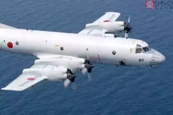 ロシア海軍「異形の大型巡洋艦」日本に接近！ 北方領土周辺でミサイル発射も 太平洋艦隊の旗艦が宗谷海峡に