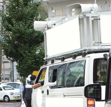 「緊急車両のサイレンがうるさい」というと叩かれる世の中、実際どれくらい「うるさい」のか？ 選挙カーは？ アドトラックは”規制”も
