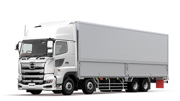 「疲れない」大型トラック／トレーラーに進化！ 日野「プロフィア」新型が登場 ドライバー不足を“技術”で解決？