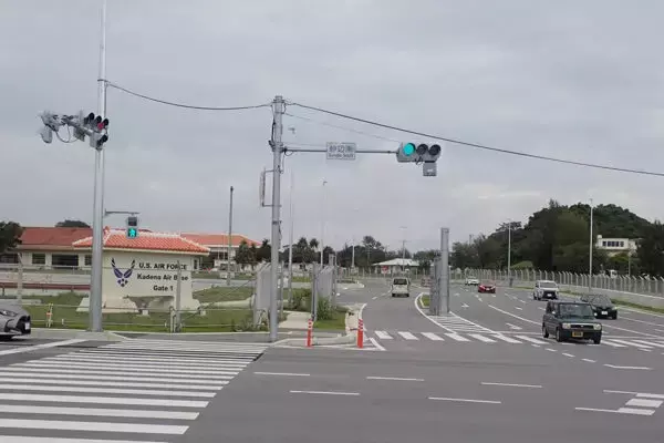 「グニャっとカーブする6車線の国道、実は“円を半周”してる!? かつてあった「日本最大級の円形交差点」とは？ 大改造から19年 バイパスできずに39年」の画像