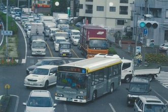 「国道1号ワースト渋滞」解消のカギを握る区間が“開通延期”に 30年越し「国道246号の最終区間」どうなる “古墳”以外の課題が浮上