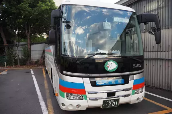 「はとバスのガイドの…」名前を聞いて「えーーっ!!」 まさかの本名 繰り出すスゴい話術