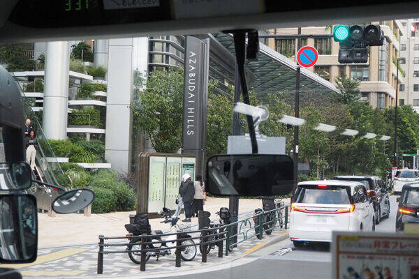 「はとバスのガイドの…」名前を聞いて「えーーっ!!」 まさかの本名 繰り出すスゴい話術