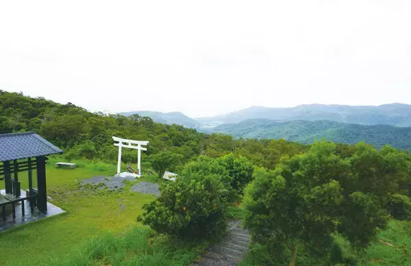 「鳥居をくぐったら“キリスト教の教会”だった――かつての「日本」台湾に残る神社がゆる～くカオスな件 驚愕のリメイク版も!?」の画像