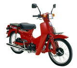 「賛否が分かれる「角目カブ」そんなにダサいか…？ 今こそ称えたい「原付史上ナンバーワン」スーパーカブ」の画像1