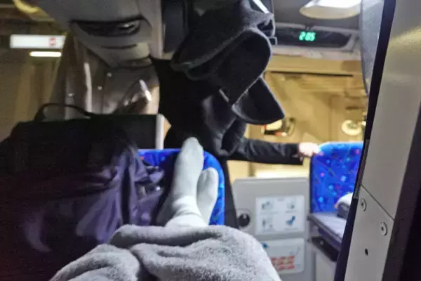 「あまりに熟睡してしまう」 日本初の「寝台高速バス」ついに本格運行へ！ “寝るしかない”ではない神席とは!?