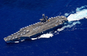 退役延期の“ベテラン空母”若手パイロット育成を支援へ　艦歴50年超の世界初の量産型原子力空母