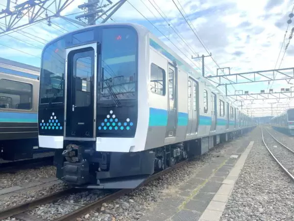 中央本線の新型車両、なぜ「ロングシート」に？今秋から普通列車に投入へ 現行車両は「故障が増加」